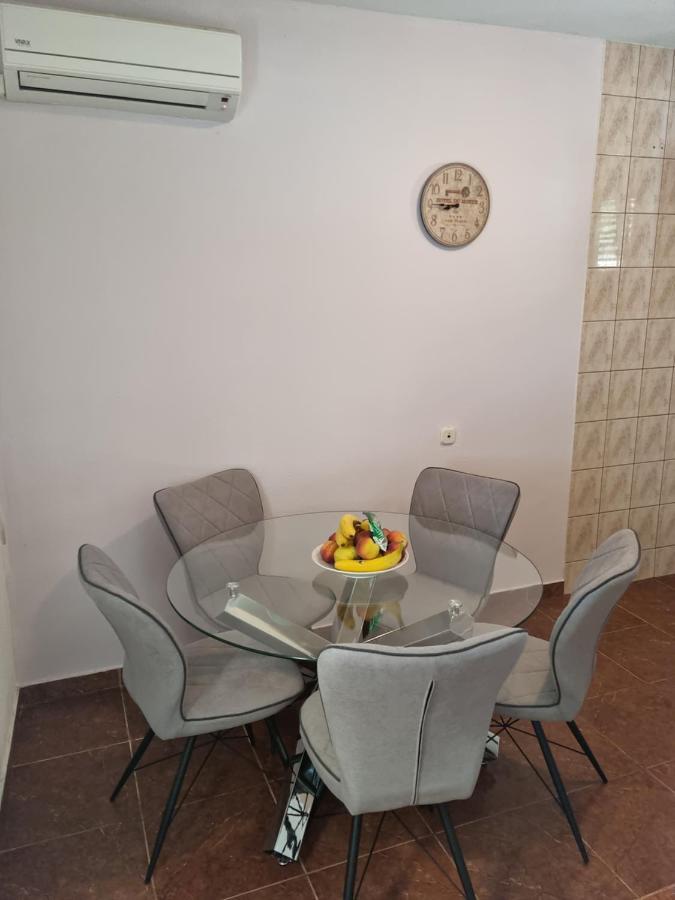 Apartment Ivana Biograd Na Moru Eksteriør billede